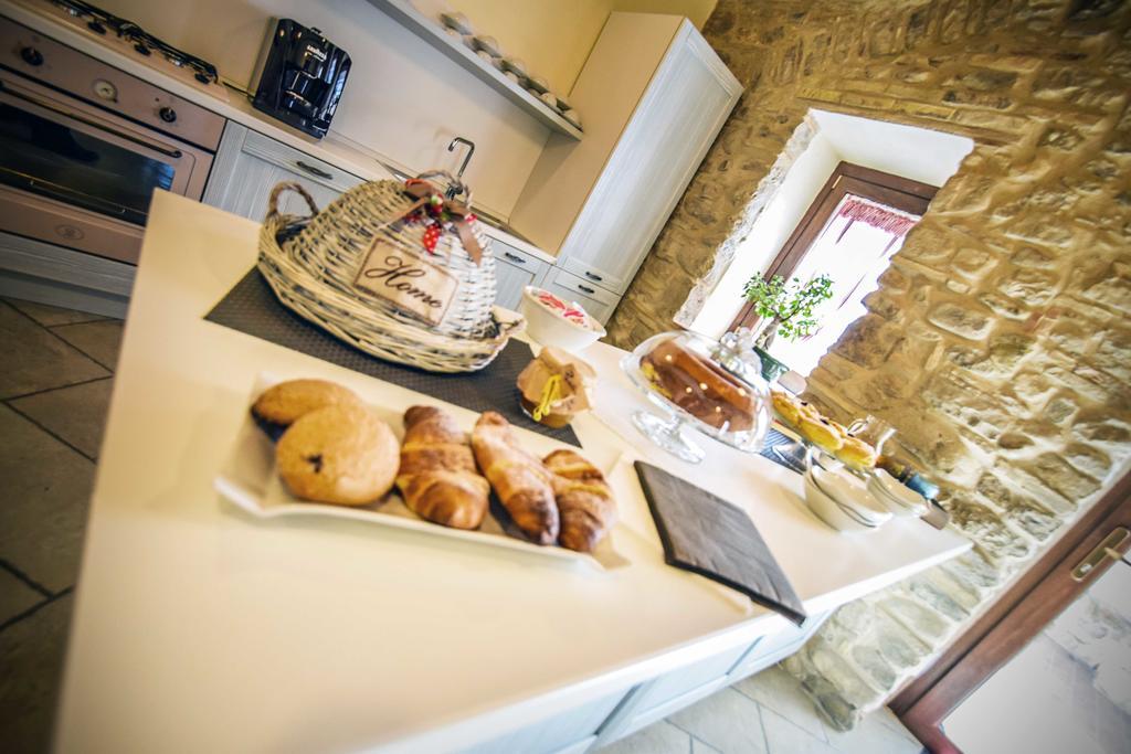 Bed and Breakfast A Casa Nostra Residenza Di Charme Candela Exteriér fotografie